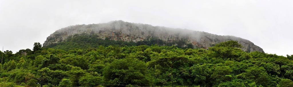 Mount Azimbo Lodge Louis Trichardt Exterior photo