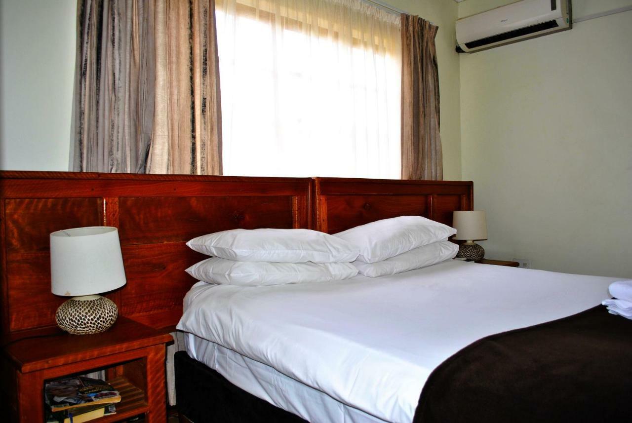 Mount Azimbo Lodge Louis Trichardt Exterior photo
